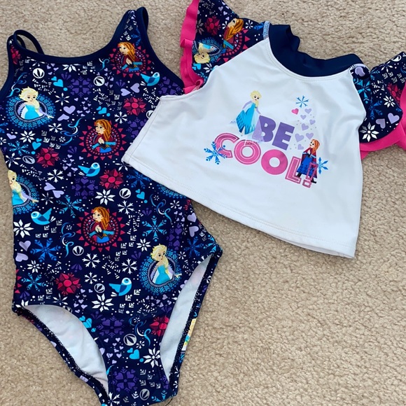 Disney Other - Disney Frozen swim